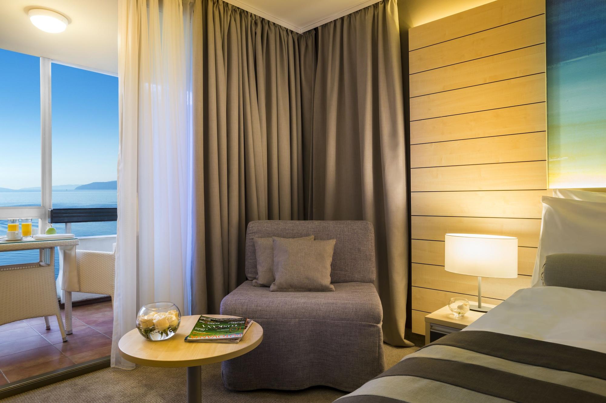Hotel Excelsior - Liburnia Lovran Εξωτερικό φωτογραφία