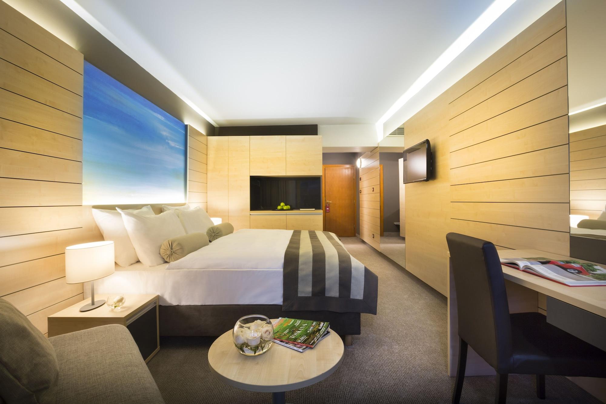 Hotel Excelsior - Liburnia Lovran Εξωτερικό φωτογραφία
